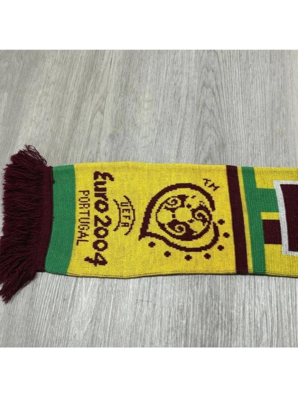 PORTUGAL TEAM UEFA EURO 2004 VINTAGE FOOTBALL SOCCER SCARF YELLOW ADULT